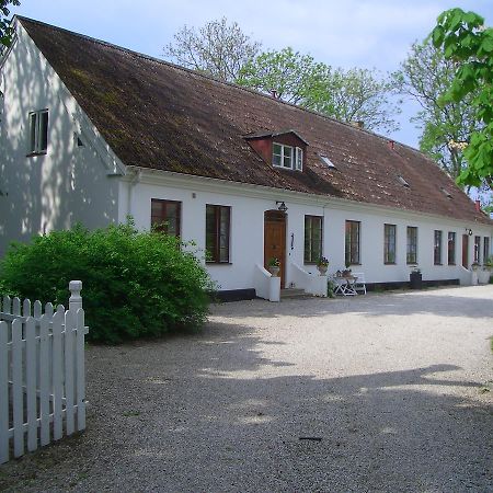 Bed & Breakfast Vragerups Gard Ломма Экстерьер фото